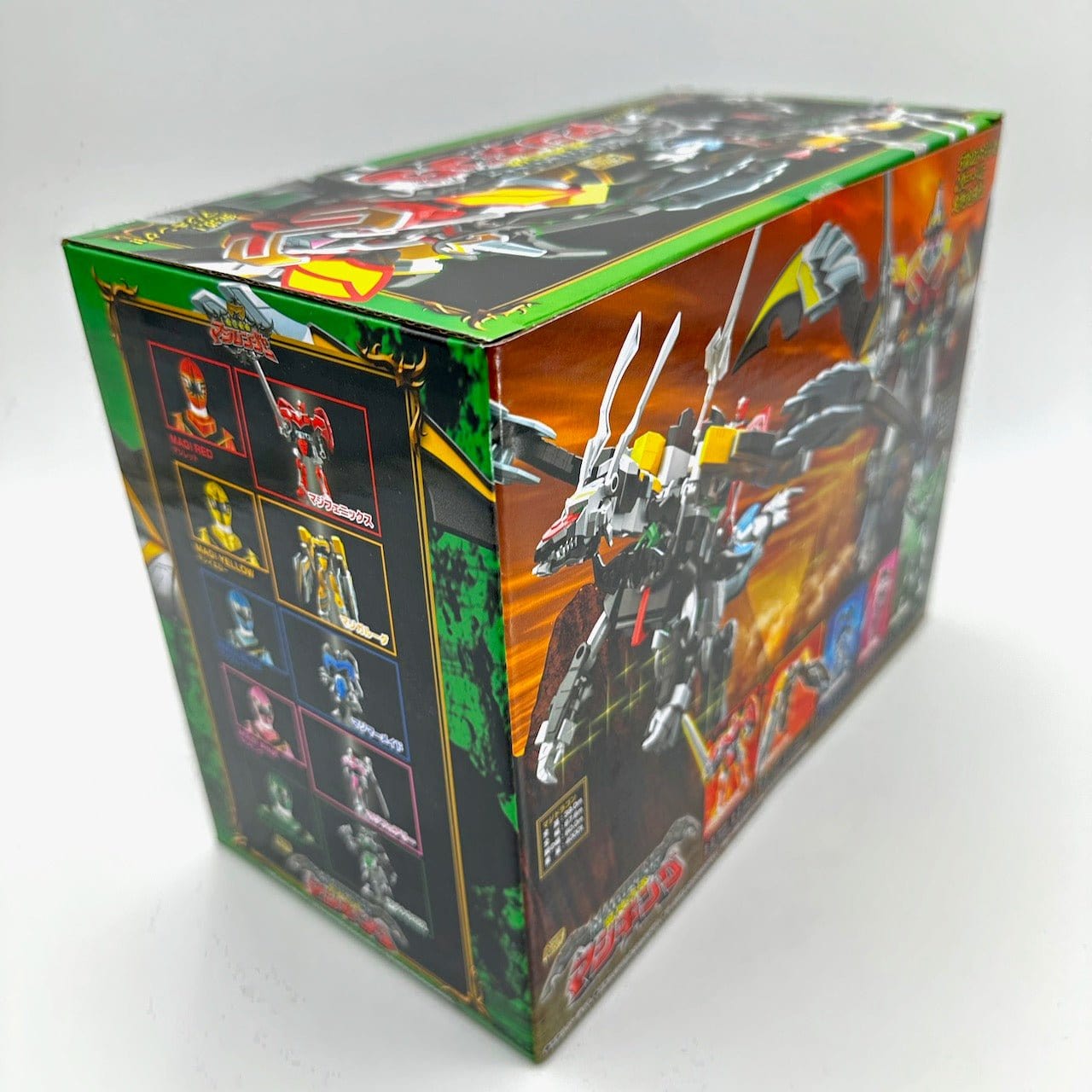 Bandai Toy Robot Magiranger: Shokugan Modeling Project (SMP) Magi King Set