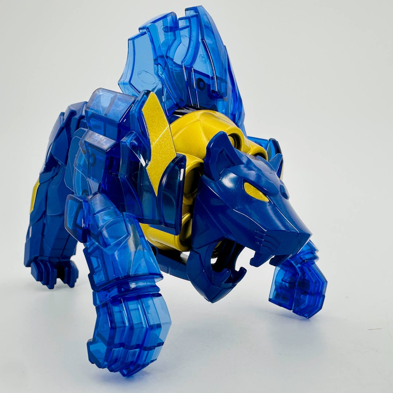 Bandai action fegure [BOXED] Gozyuger: DX Leon Buster 50