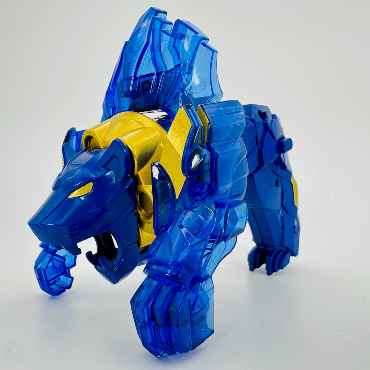 Bandai action fegure [BOXED] Gozyuger: DX Leon Buster 50