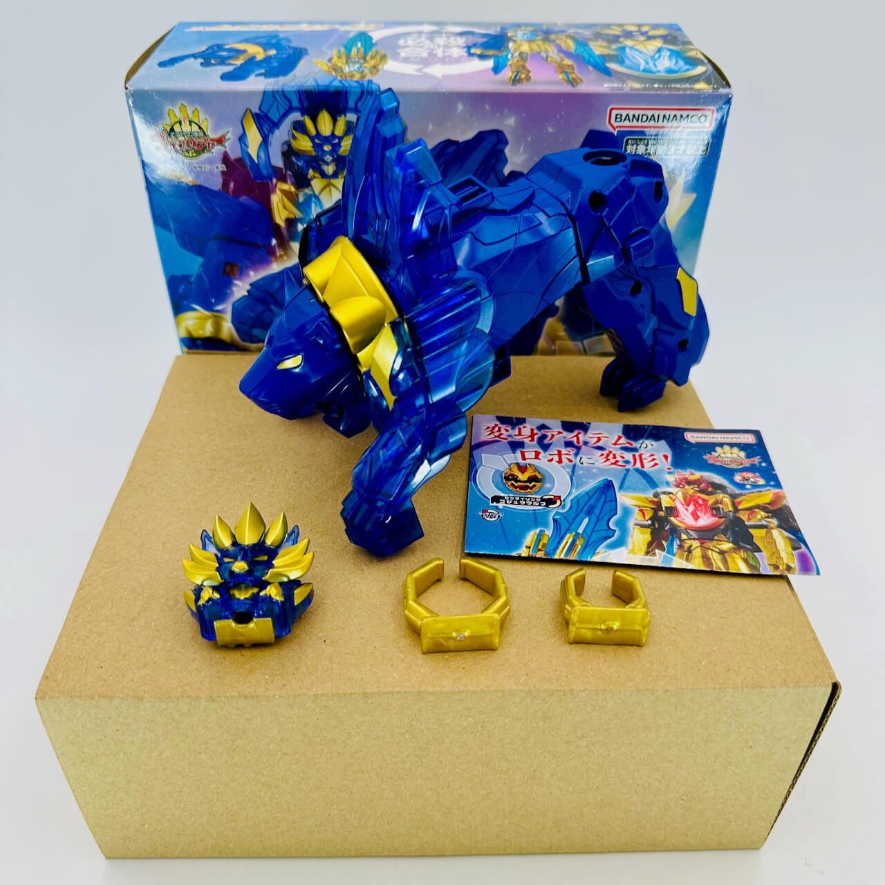 Bandai action fegure [BOXED] Gozyuger: DX Leon Buster 50