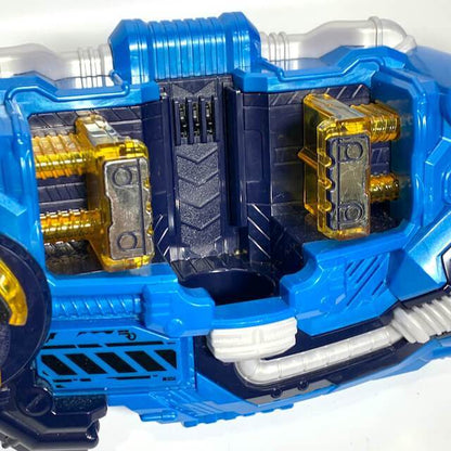 Bandai toy belt [BOXED] Kamen Rider Build: DX Sclash Driver