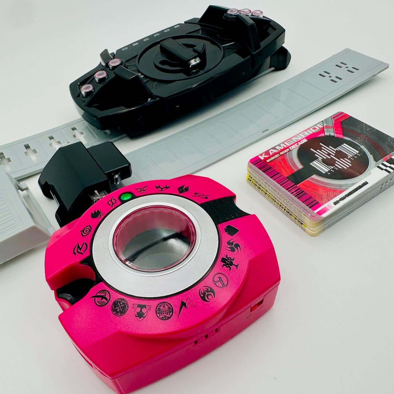 Bandai toy belt [BOXED] Kamen Rider Decade: DX Neo Decade Driver & 50 Decade Cards Set