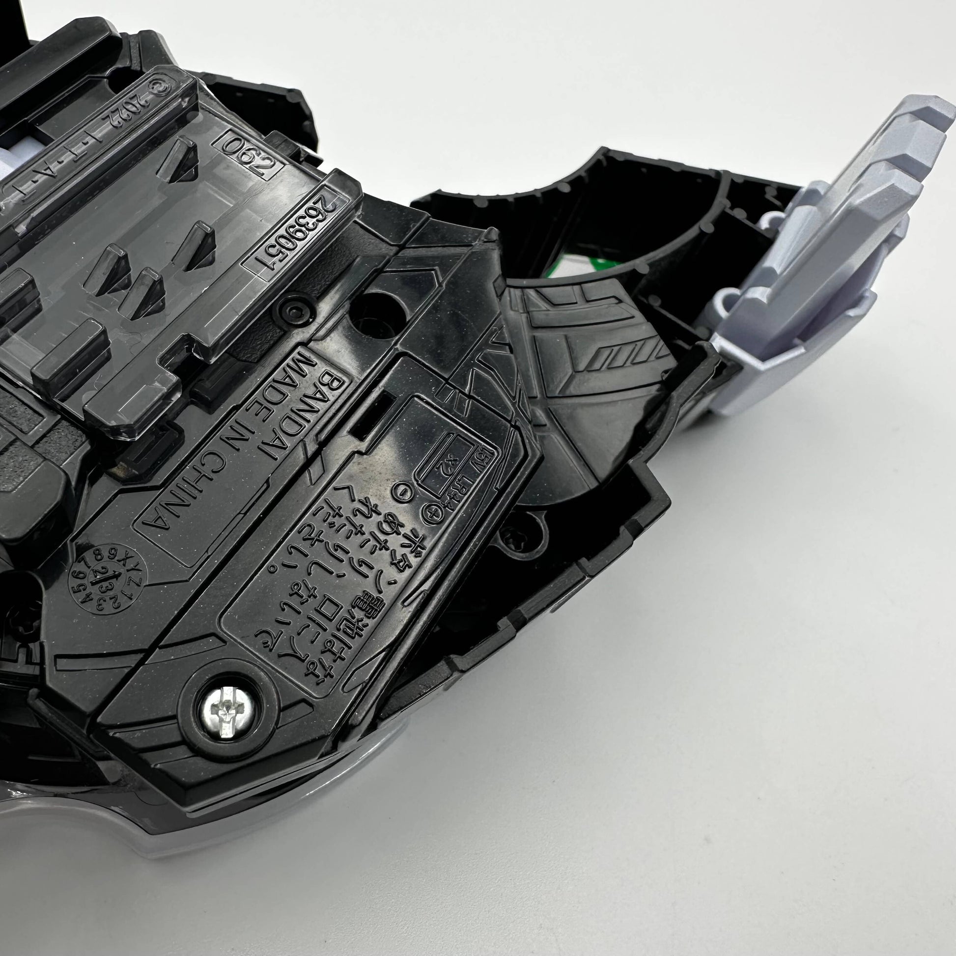 [BOXED] Kamen Rider Geats: Premium DX Memorial Magnum & Boost Raise Buckle Set | CSTOYS INTERNATIONAL