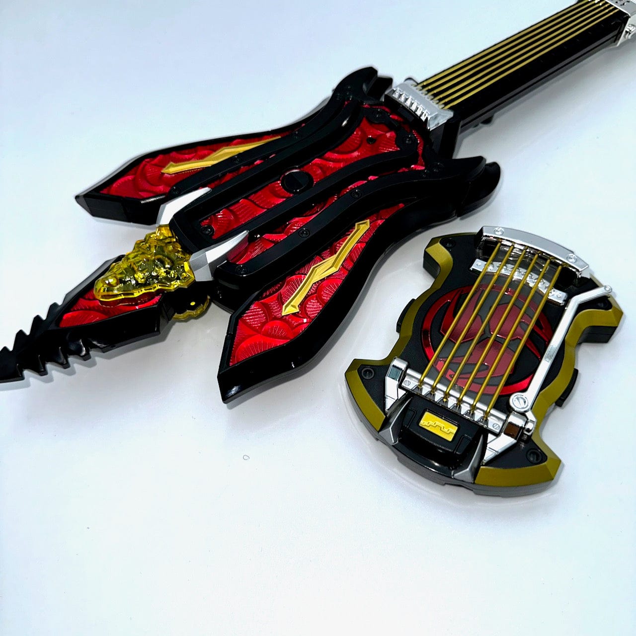 [BOXED] Kamen Rider Hibiki: Zanki DX Henshin Set - Toysurs Exclusive- | CSTOYS INTERNATIONAL