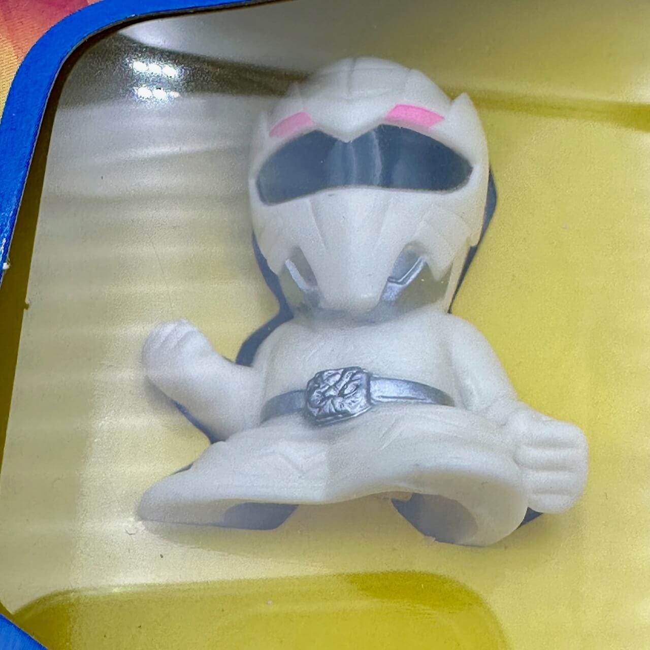 [BOXED] Zyuohger: Finger Puppet Set with Collectible Character Cards | CSTOYS INTERNATIONAL