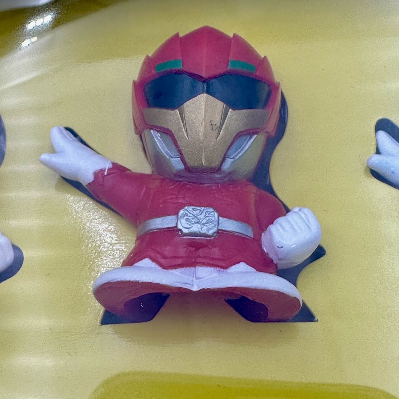 [BOXED] Zyuohger: Finger Puppet Set with Collectible Character Cards | CSTOYS INTERNATIONAL