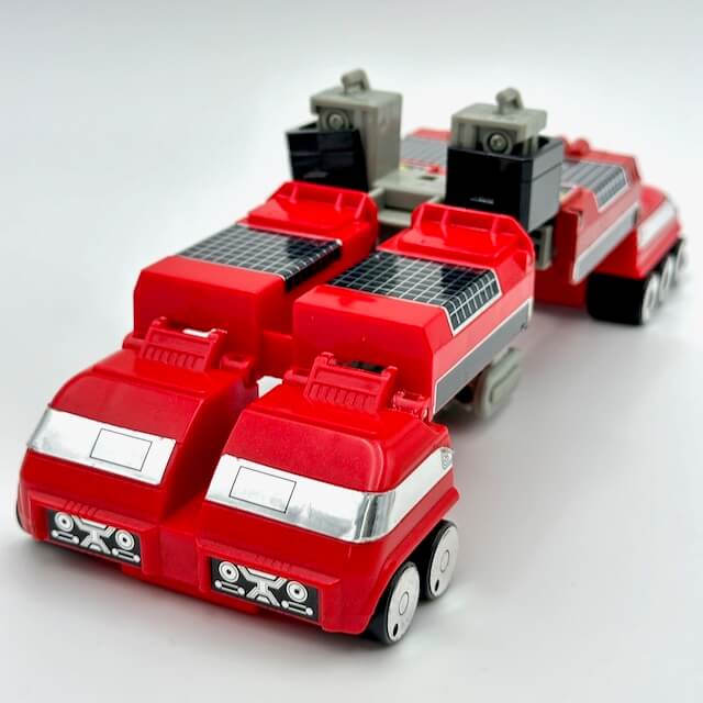 [LOOSE] Gingaman: DX Chogokin GigaRhinos (Missing Gigant Buster Parts) | CSTOYS INTERNATIONAL