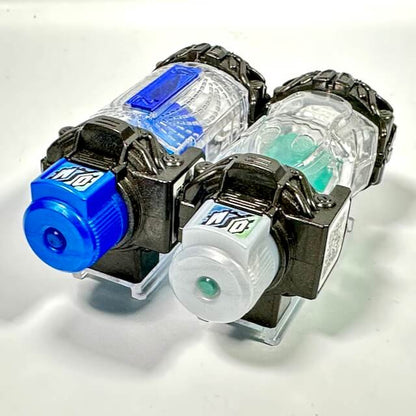 [LOOSE] Kamen Rider Build: DX Obake & Magnet Full Bottle Set | CSTOYS INTERNATIONAL