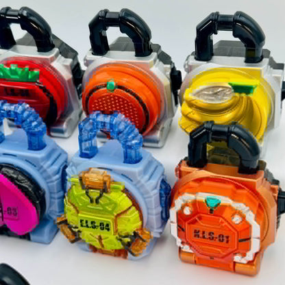 Bandai action figure [LOOSE] Kamen Rider Gaim: 42 GP & SG Random Lockseed Set (Including Metallic Ver.)