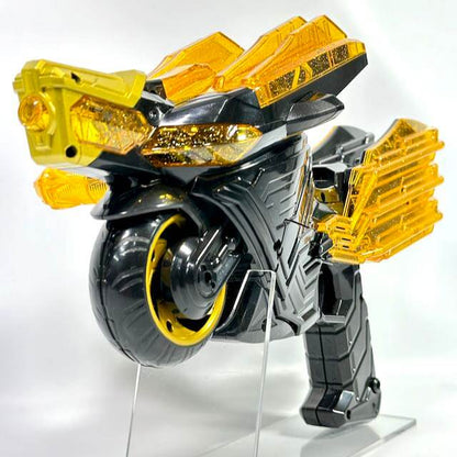 [LOOSE] Kamen Rider Gatchard : DX Legend Ride Magnum with Two Chemy Cards | CSTOYS INTERNATIONAL