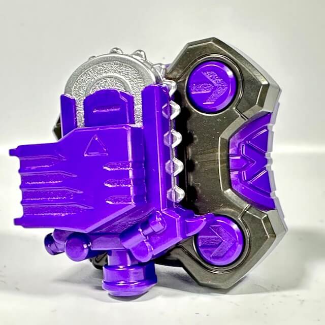 [LOOSE] Kamen Rider Geats: DX Zombi Breaker Raise Buckle | CSTOYS INTERNATIONAL