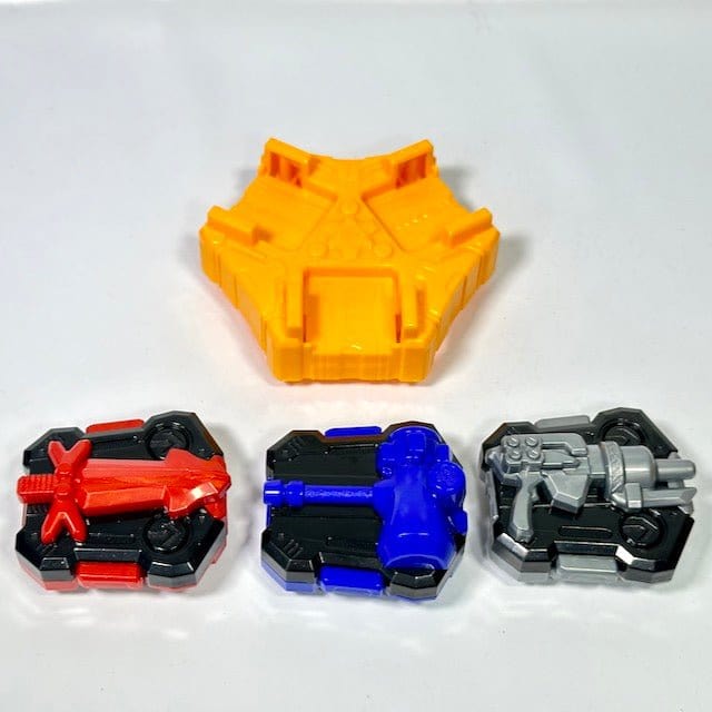 [LOOSE] Kamen Rider Geats: DX Powered Builder Buckle & Gigant Buckle Set | CSTOYS INTERNATIONAL