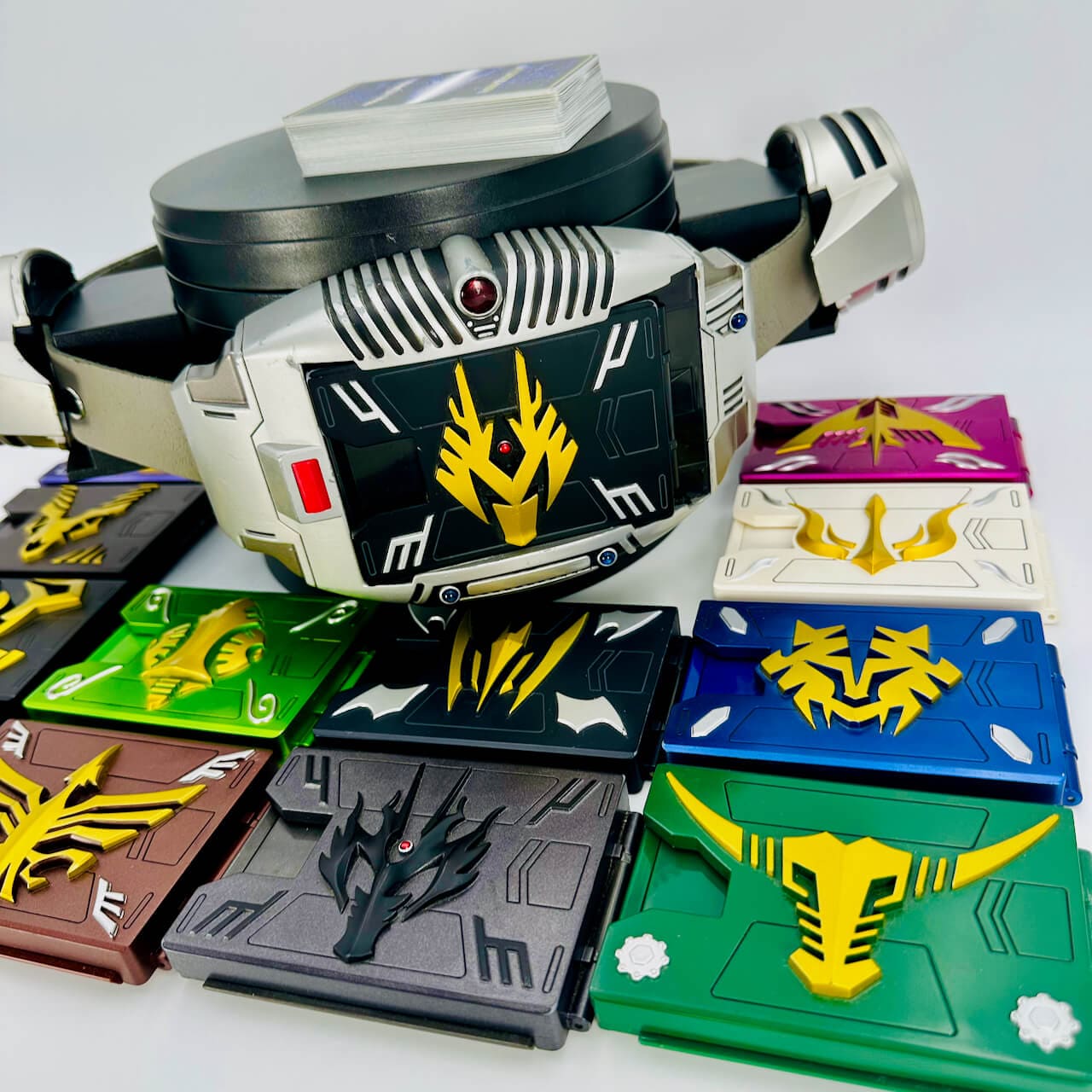 Bandai toy belt [LOOSE] Kamen Rider Ryuki: Complete Selection V-Buckle Henshin Belt Set