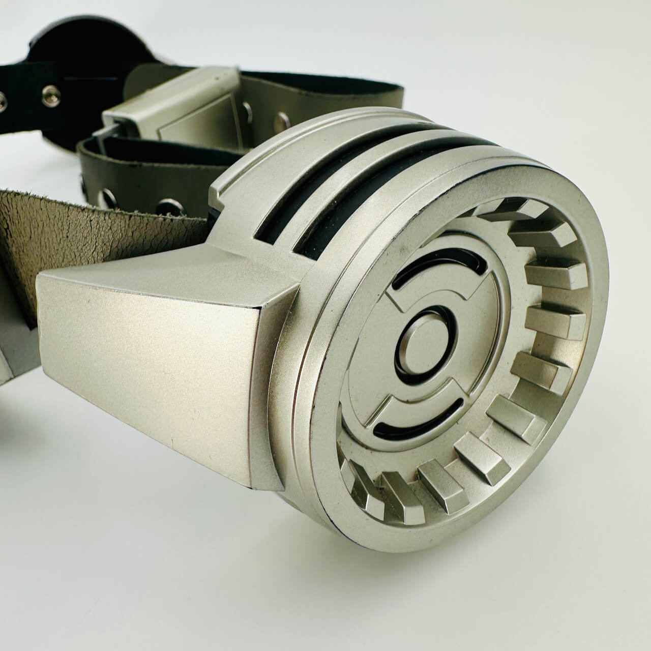 Bandai toy belt [LOOSE] Kamen Rider Ryuki: Complete Selection V-Buckle Henshin Belt Set