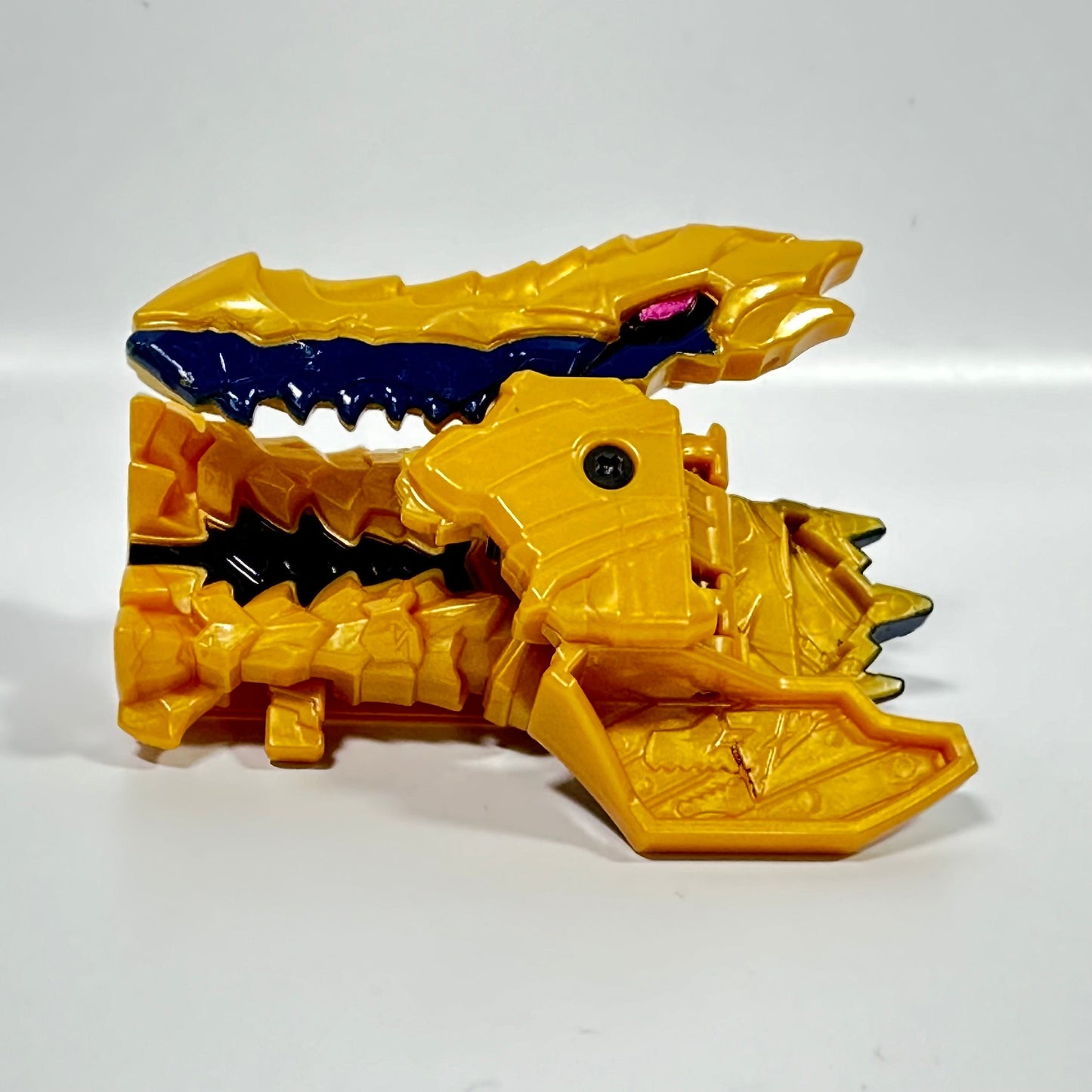 [LOOSE] Ryusoulger: DX Gold Ryusoul | CSTOYS INTERNATIONAL