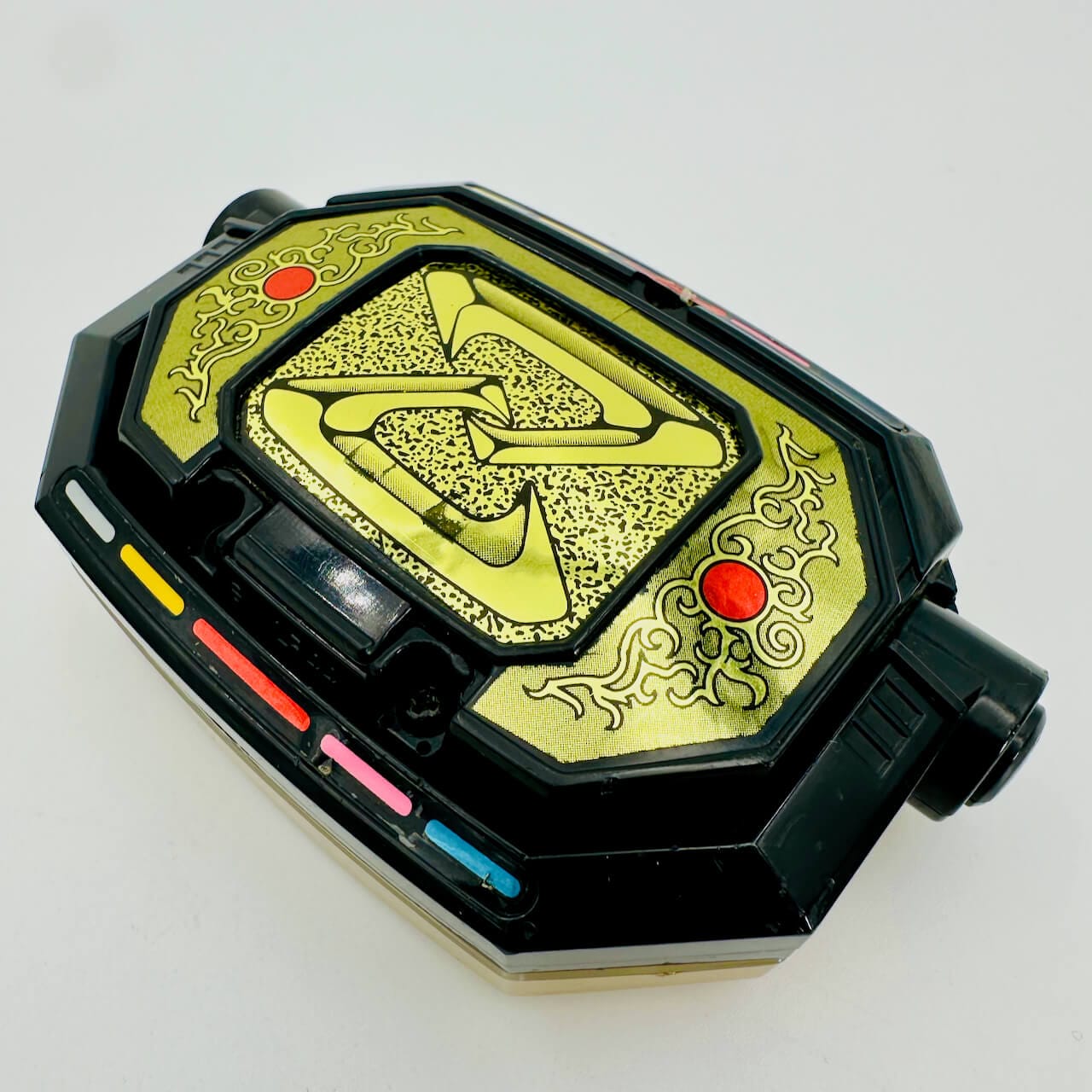 Bandai toy morpher [LOOSE] Zyuranger: DX Dragon Buckler (1991 ver. Missing ZyuMammoth Medal)