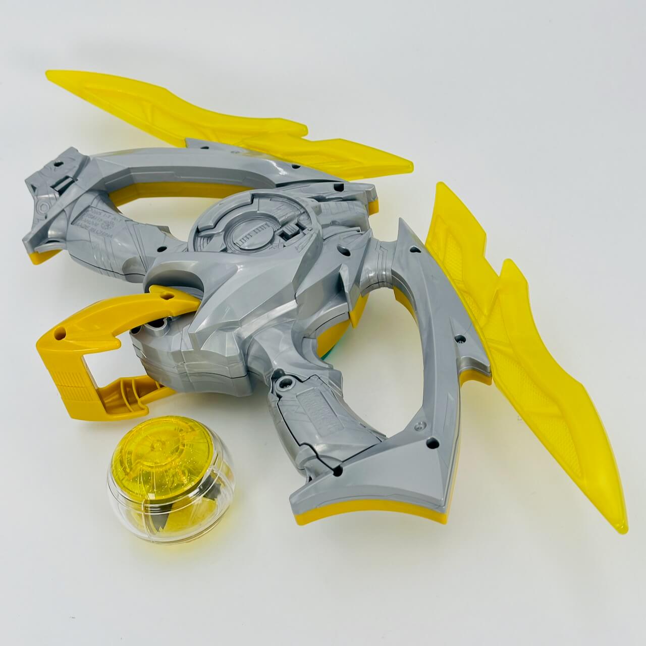 [BOXED] Kamen Rider Zeztz: DX Inazuma Blaster | CSTOYS INTERNATIONAL