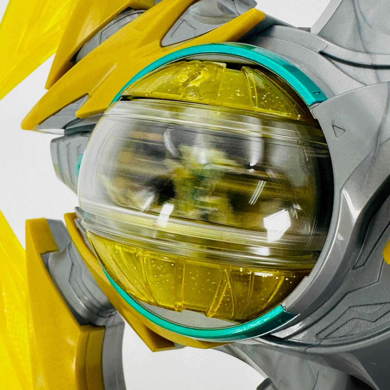 CSTOYS International Sound Toy [BOXED] Kamen Rider Zeztz: DX Inazuma Blaster