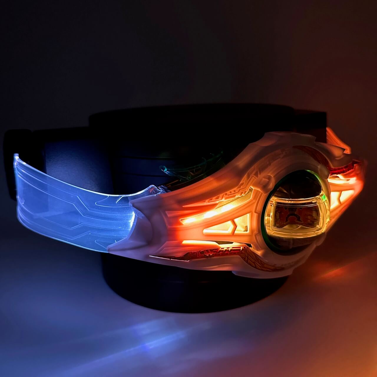 CSTOYS International toy belt [BOXED] Kamen Rider Zeztz: DX Knight Invoker Buckle