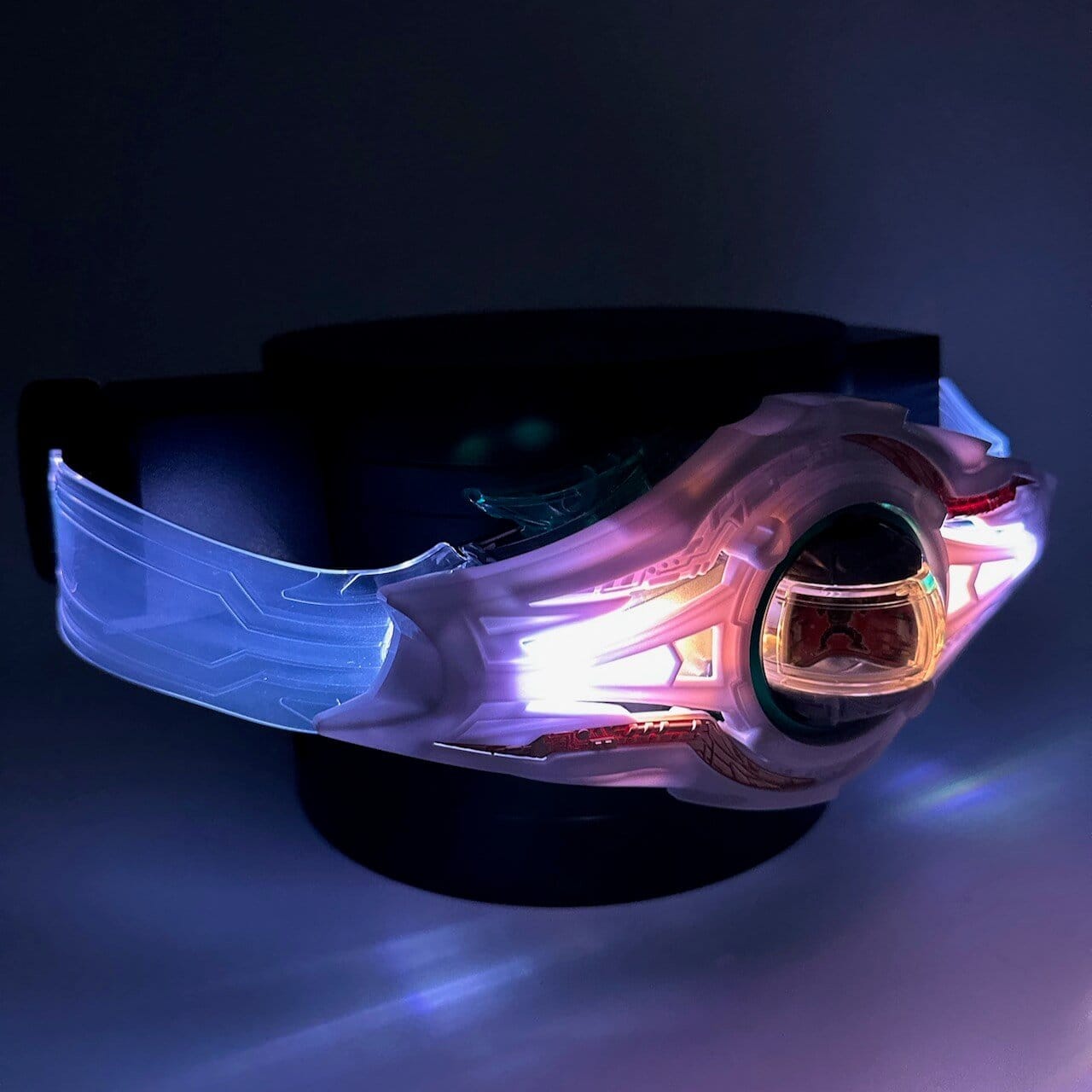 CSTOYS International toy belt [BOXED] Kamen Rider Zeztz: DX Knight Invoker Buckle