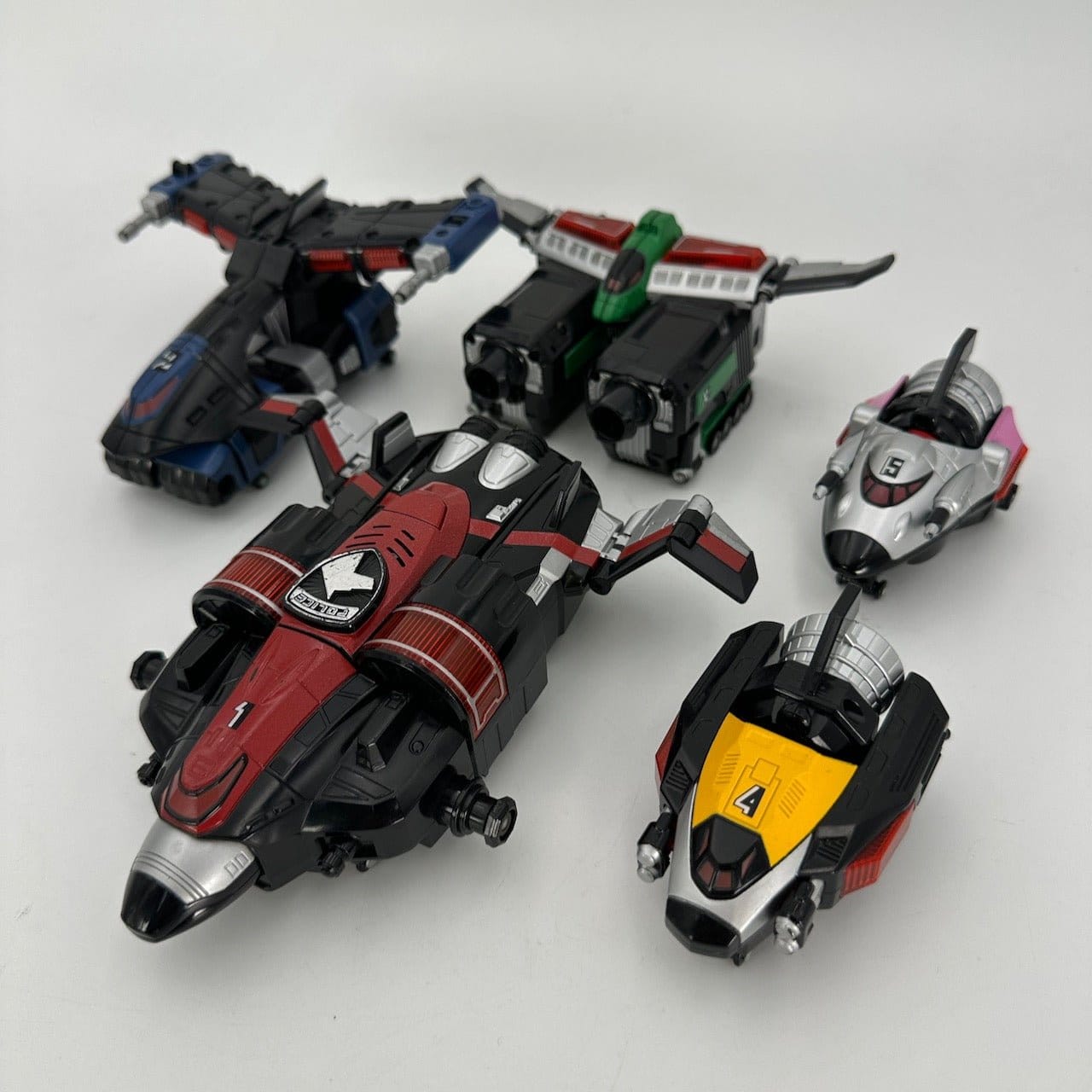 CSTOYS International megazord [LOOSE] Dekaranger: DX Deka Wing Robo — Pat Magnum L/R Missing