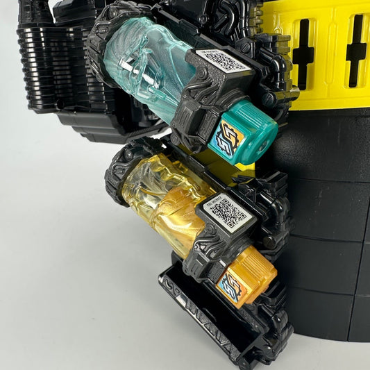 CSTOYS International toy belt [LOOSE] Kamen Rider Build: DX Build Driver & Holder Set with Lion-Soujiki Best Match Full Bottles
