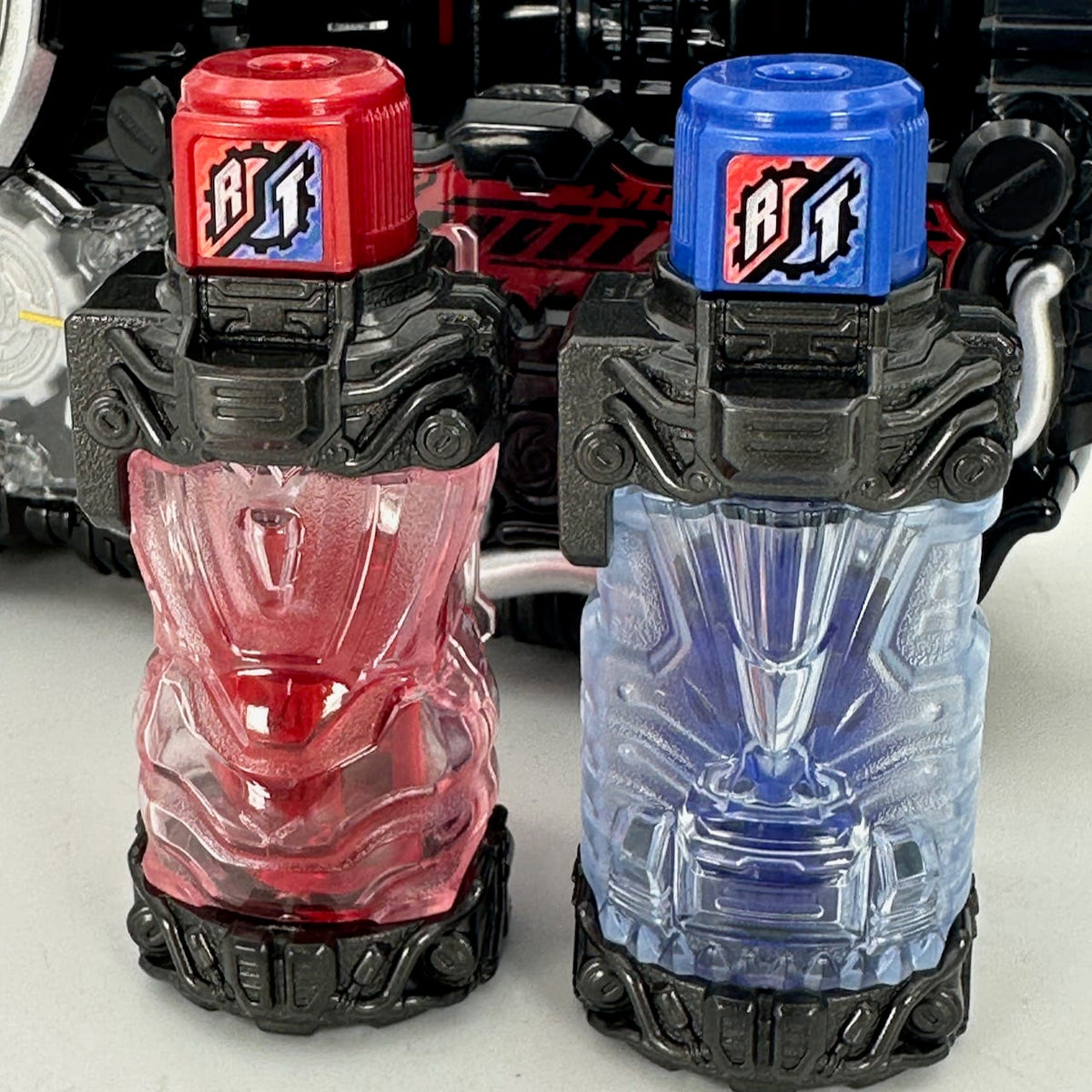 CSTOYS International toy belt [LOOSE] Kamen Rider Build: DX Build Driver & Holder Set with Lion-Soujiki Best Match Full Bottles