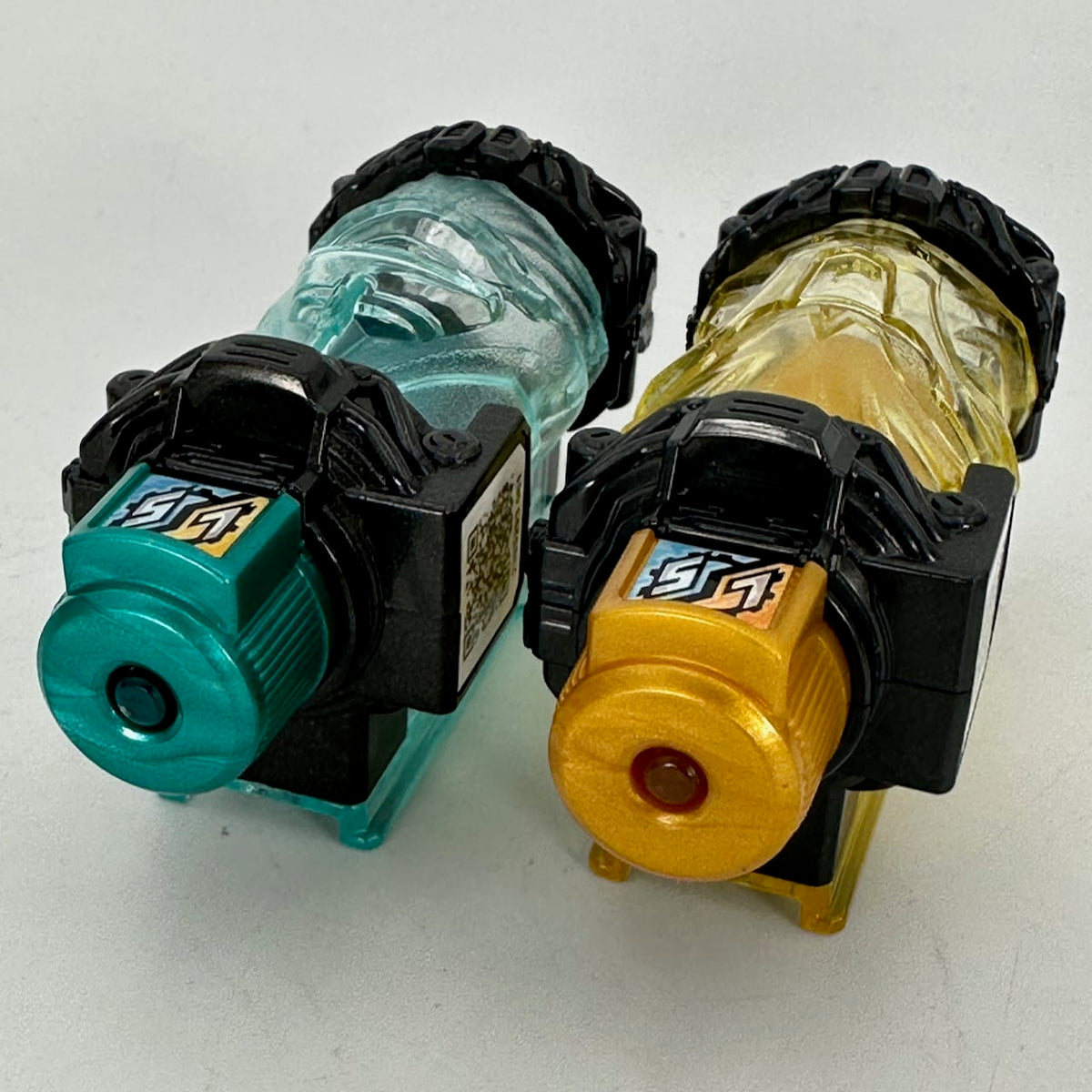 CSTOYS International toy belt [LOOSE] Kamen Rider Build: DX Build Driver & Holder Set with Lion-Soujiki Best Match Full Bottles