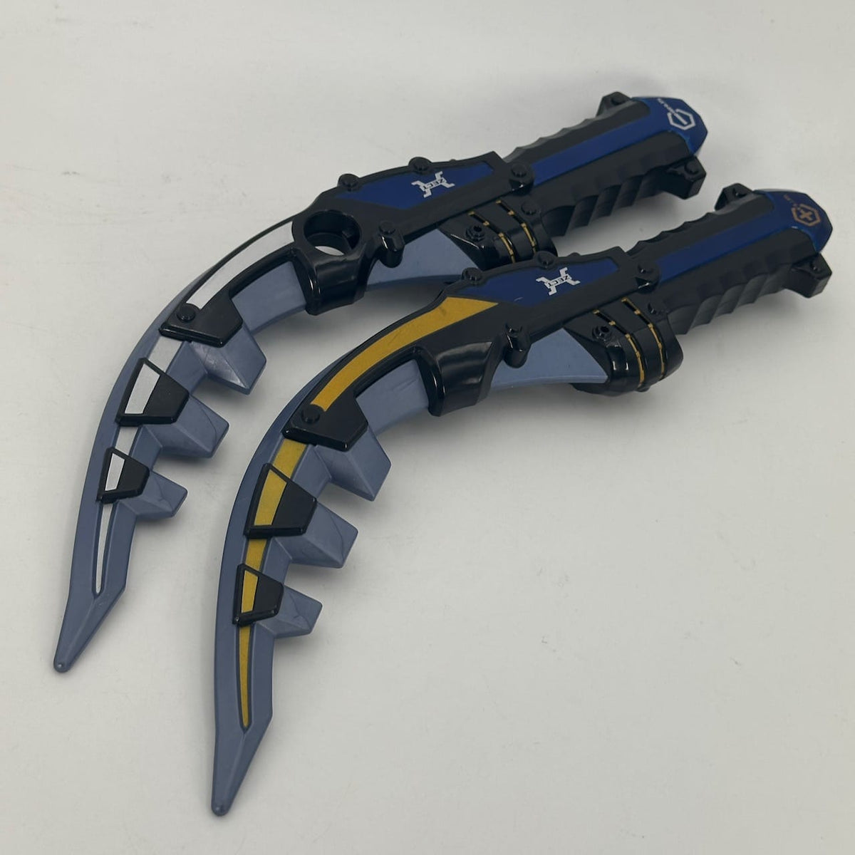 CSTOYS International toy weapon [LOOSE] Kamen Rider Kabuto: DX Gatack Double Caliburs (NO Holsters Included)