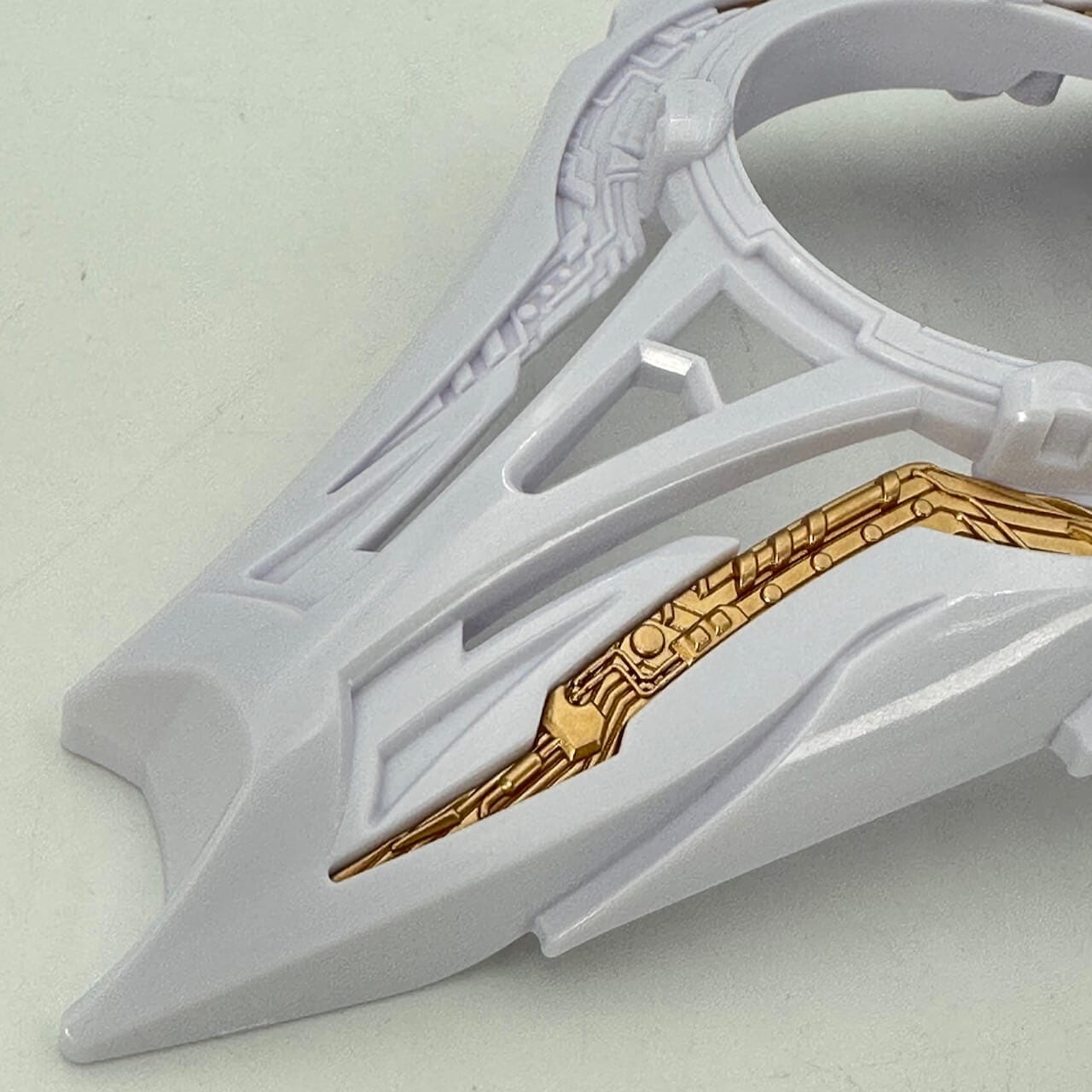 CSTOYS International toy belt [LOOSE] Kamen Rider Zeztz: DX Henshin Belt Zeztz Driver & DX Knight Invoker Buckle Set