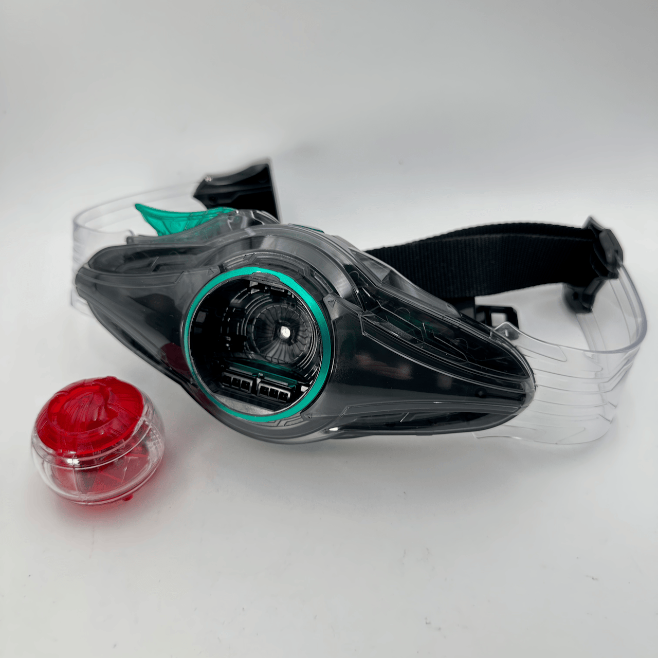 CSTOYS International toy belt [LOOSE] Kamen Rider Zeztz: DX Henshin Belt Zeztz Driver & DX Knight Invoker Buckle Set