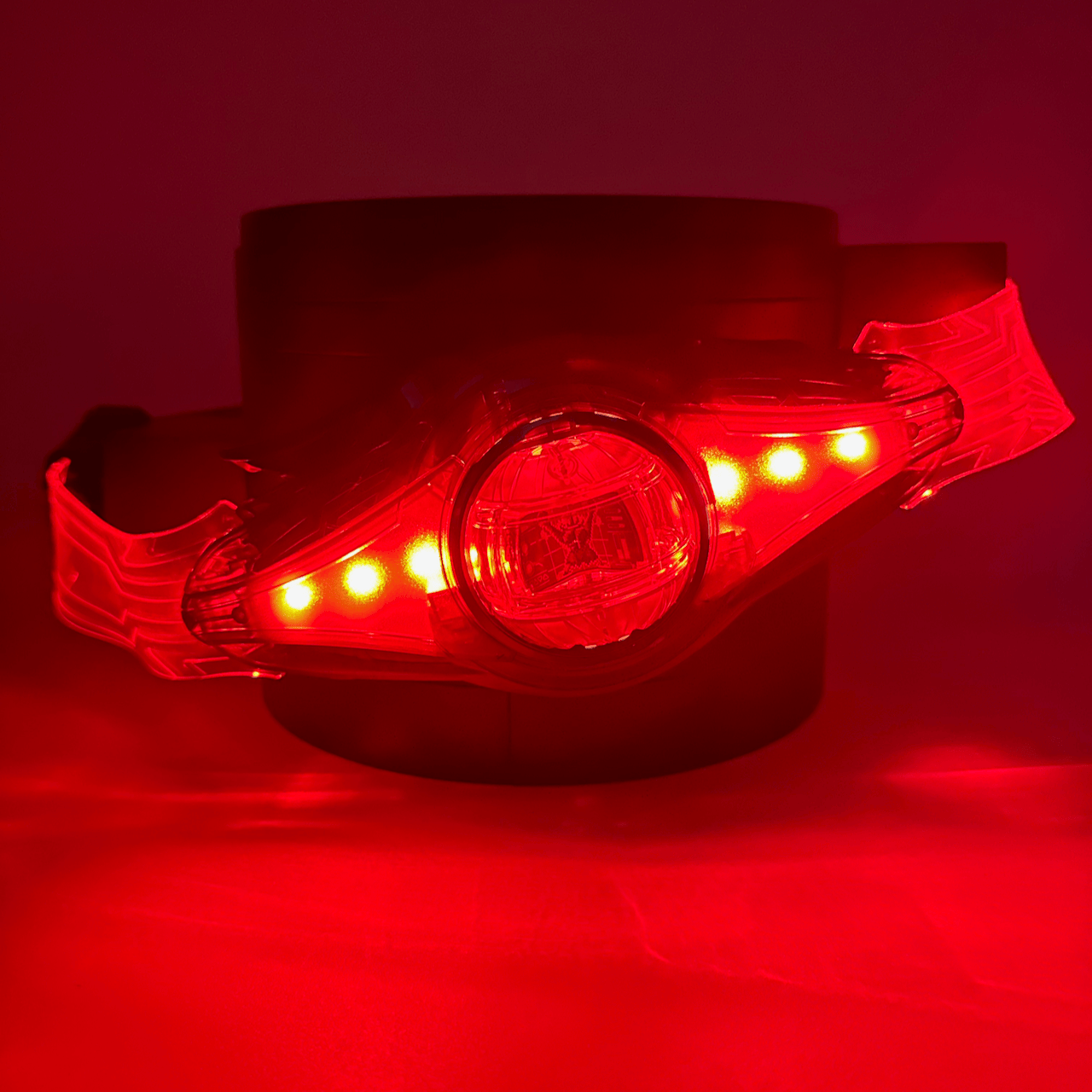 CSTOYS International toy belt [LOOSE] Kamen Rider Zeztz: DX Henshin Belt Zeztz Driver & DX Knight Invoker Buckle Set