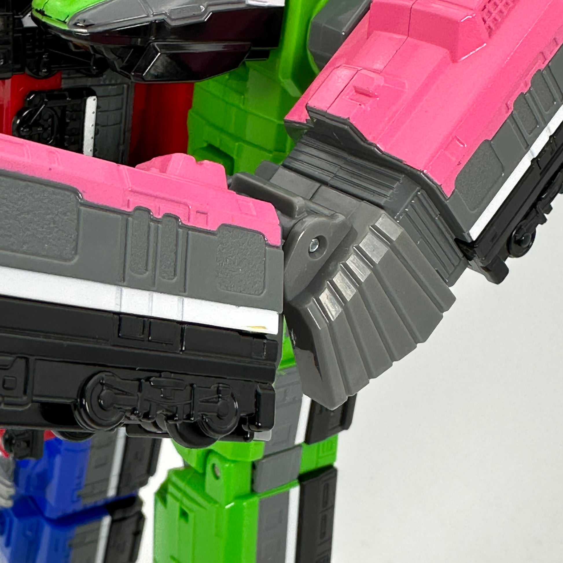 CSTOYS International megazord [LOOSE] Ressha Sentai ToQger: ToQ Ressha Gattai DX ToQ-Oh with Elbow Joints