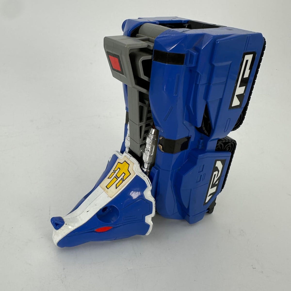 CSTOYS International megazord [LOOSE Toy Part] Zyuranger: DX Guardian Beast Triceratops (Missing Thorns)