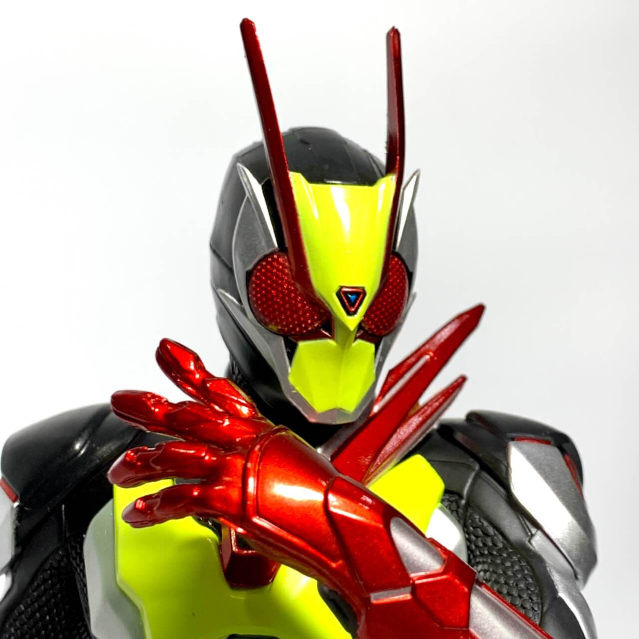 [BOXED] Kamen Rider 01: Ichibakuji SOFVICS Kamen Rider Zero Two | CSTOYS INTERNATIONAL