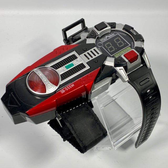 [BOXED] Kamen Rider Faiz: DX Faiz Axel | CSTOYS INTERNATIONAL