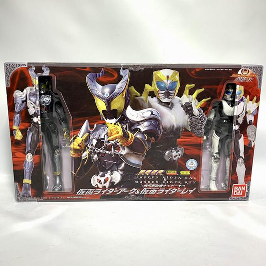 [BOXED& SEALED] Kamen Rider Kiva: Souchaku Henshin Series Masked Rider Arc & Masked Rider Rey Set | CSTOYS INTERNATIONAL