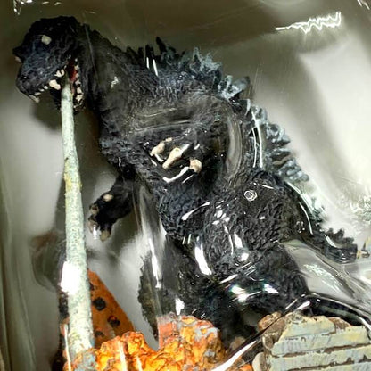 [BOXED & UNOPENED] Godzilla: Polystone Collection: Scene M-1 Godzilla/Vol.1 Yokohama Appearance  (Mold Designed by Mr. Yuji Sakai) | CSTOYS INTERNATIONAL