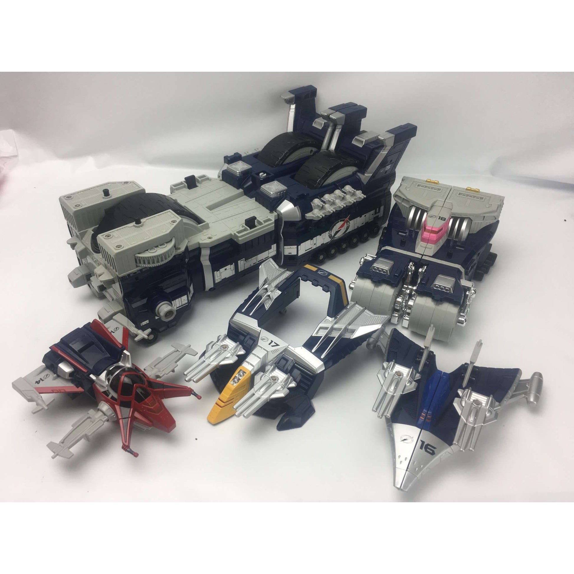 [LOOSE] Boukenger: DX Dai Voyager | CSTOYS INTERNATIONAL
