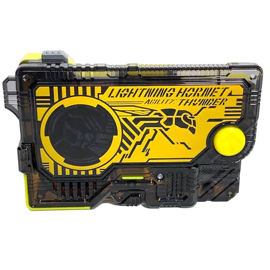 [LOOSE] Kamen Rider 01: DX Lightning Hornet Progrise Key | CSTOYS INTERNATIONAL