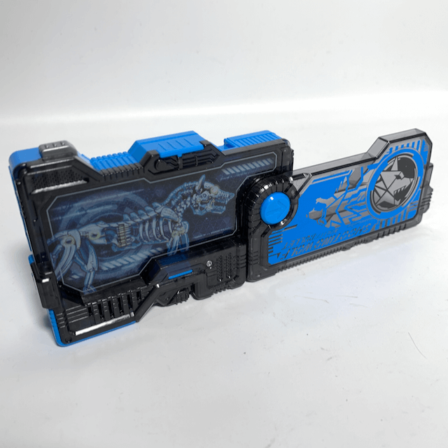 [LOOSE] Kamen Rider 01: DX Shooting Wolf Progrise Key | CSTOYS INTERNATIONAL