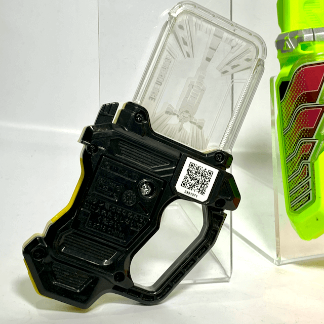 [LOOSE] Kamen Rider Ex-Aid: DX Gamer Driver & Kimewaza Slot Holder Set | CSTOYS INTERNATIONAL