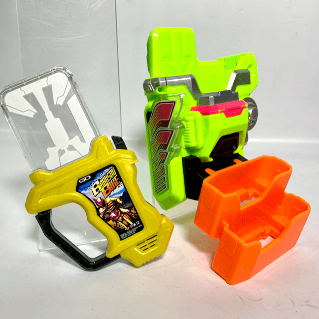 [LOOSE] Kamen Rider Ex-Aid: DX Gamer Driver & Kimewaza Slot Holder Set | CSTOYS INTERNATIONAL