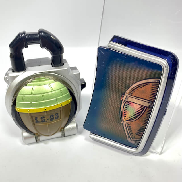 [LOOSE] Kamen Rider Gaim: DX Donguri Lockseed & Faceplate Set | CSTOYS INTERNATIONAL