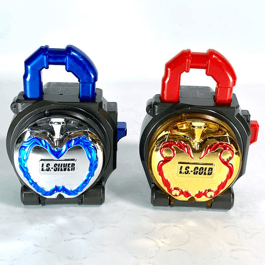 [LOOSE] Kamen Rider Gaim: DX Gold & Silver Apple Lock Seed Kamen Rider Mars & Kamuro Set | CSTOYS INTERNATIONAL