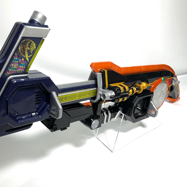 [LOOSE] Kamen Rider Gaim: DX Hinawa Daidai DJ Gun & DX Musou Saber ＆ Melon Lock Seed Set | CSTOYS INTERNATIONAL