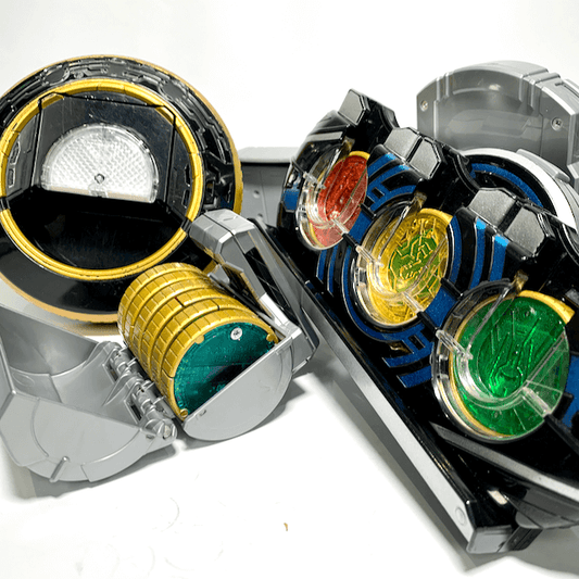 [LOOSE] Kamen Rider OOO: DX OOO Driver -Super Best Henshin Belt Set with 9 Core Medals - | CSTOYS INTERNATIONAL