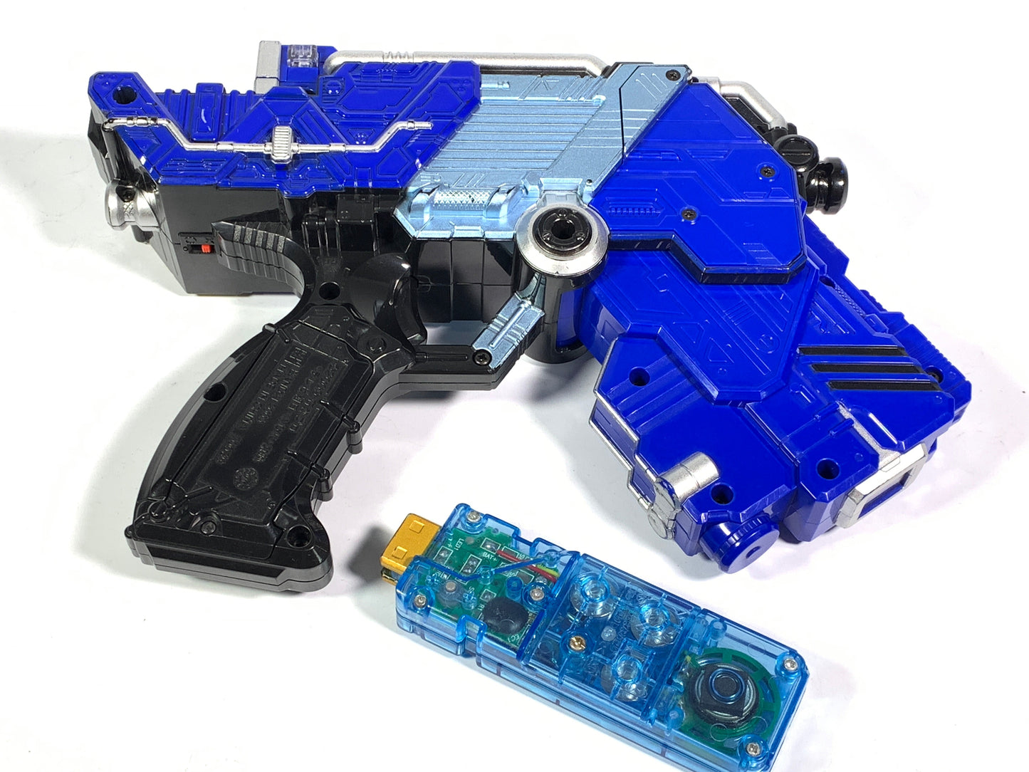[LOOSE] Kamen Rider W / Double: DX Trigger Magnum with Trigger Memory | CSTOYS INTERNATIONAL