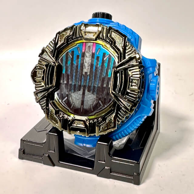 [LOOSE] Kamen Rider Zi-O: GP Ride Watch PB01 Diend Ride Watch -Kira Kira Plated Ver.- with Exclusive Display Stand | CSTOYS INTERNATIONAL