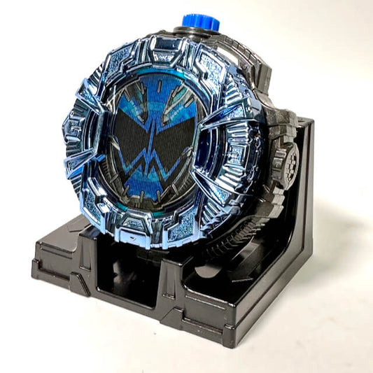 [LOOSE] Kamen Rider Zi-O: GP Ride Watch PB01 Spector Ride Watch -Kira Kira Plated Ver.- with Exclusive Display Stand | CSTOYS INTERNATIONAL